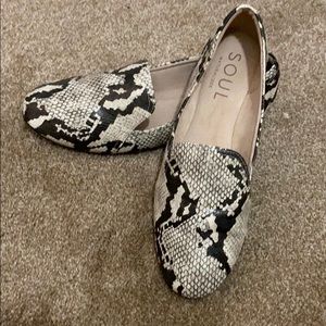 Snakeskin loafers